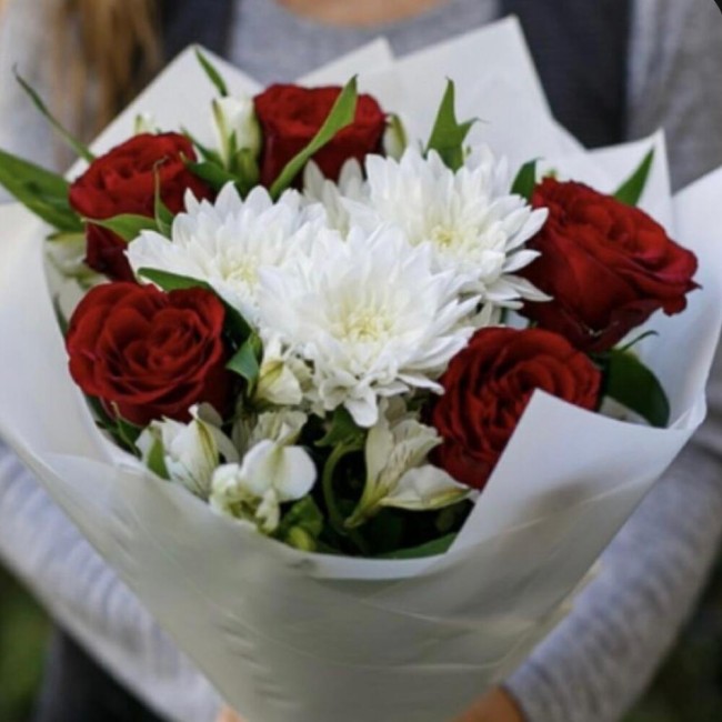 Букет цветов "Первый танец" Букет цветов "Первый танец"